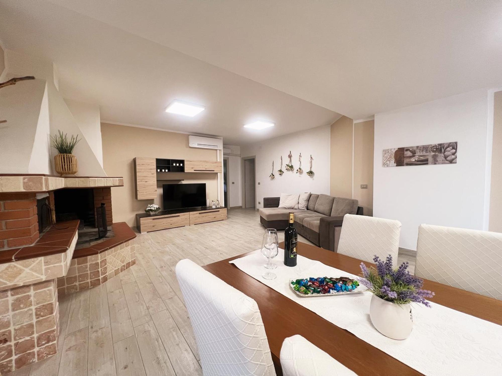 Grazia'S Apartment Сасари Екстериор снимка